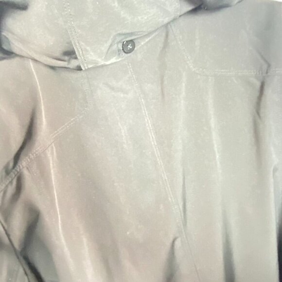 Vintage Full-Length Olive Green Austin Reed Trench Coat With Belt Sz 44R - Picture 14 of 16